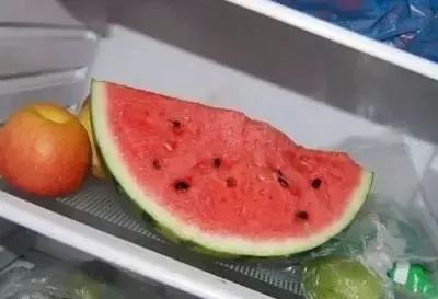 5755390765fd488f8acbdbe5663a2658.jpeg