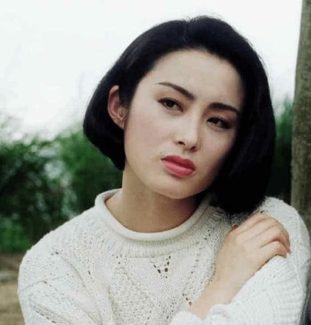 90年代香港公认最美的十大女星,让你选出前三名,你会选谁呢?