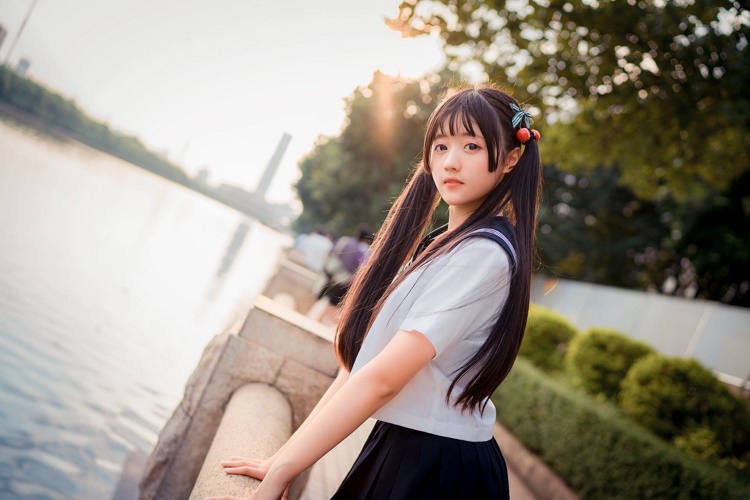 性感美女时尚写真,双马尾娇小萝莉,清纯可爱稚气未泯