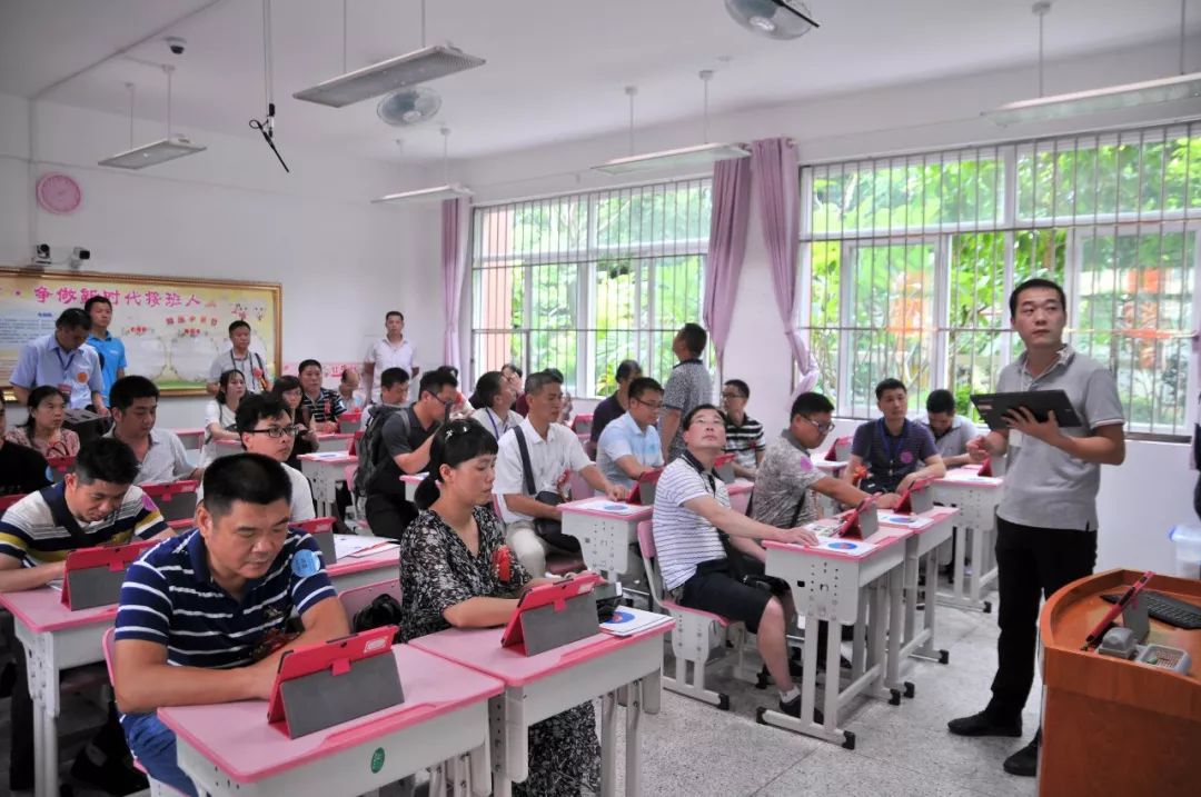 感受它们带给教育教学和学校管理的巨大变化