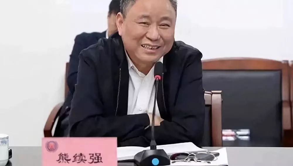 银亿董事长_银喉长尾山雀