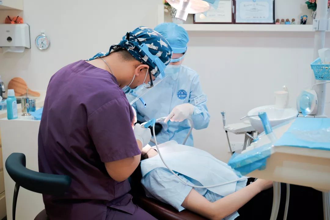 怎么样自己洗胃 add6e1dedfb24a6e8dbed3e09f799f2f.jpeg