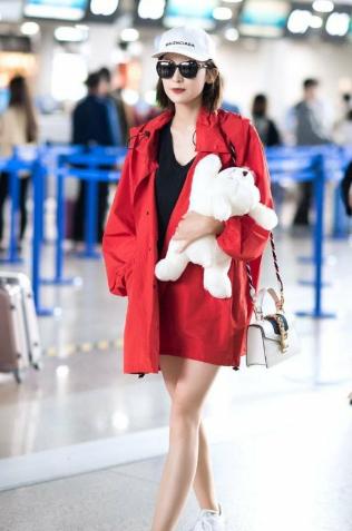 古力娜扎团队丢花篮清微博，两人复合没戏，张翰发文疑似回应