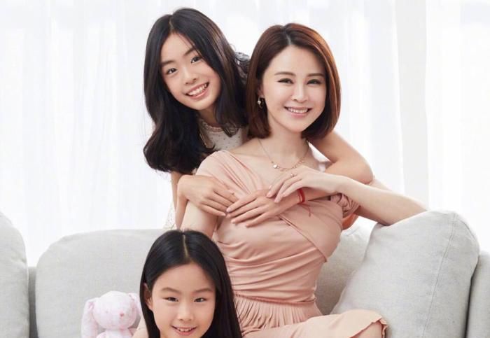 如何做一个高级的女孩 dd0910738f2847a690e336bddd1e1d39.jpeg