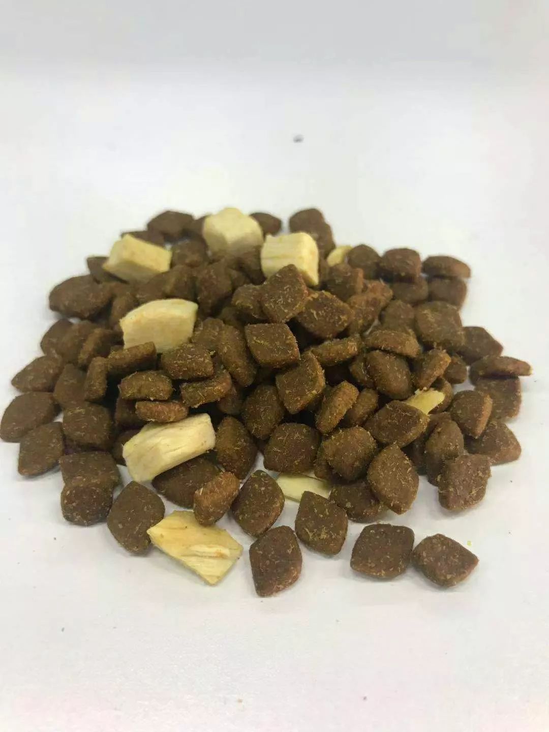 3�����ƽ��è�������,����˭�ǹ����Լ۱�֮��?