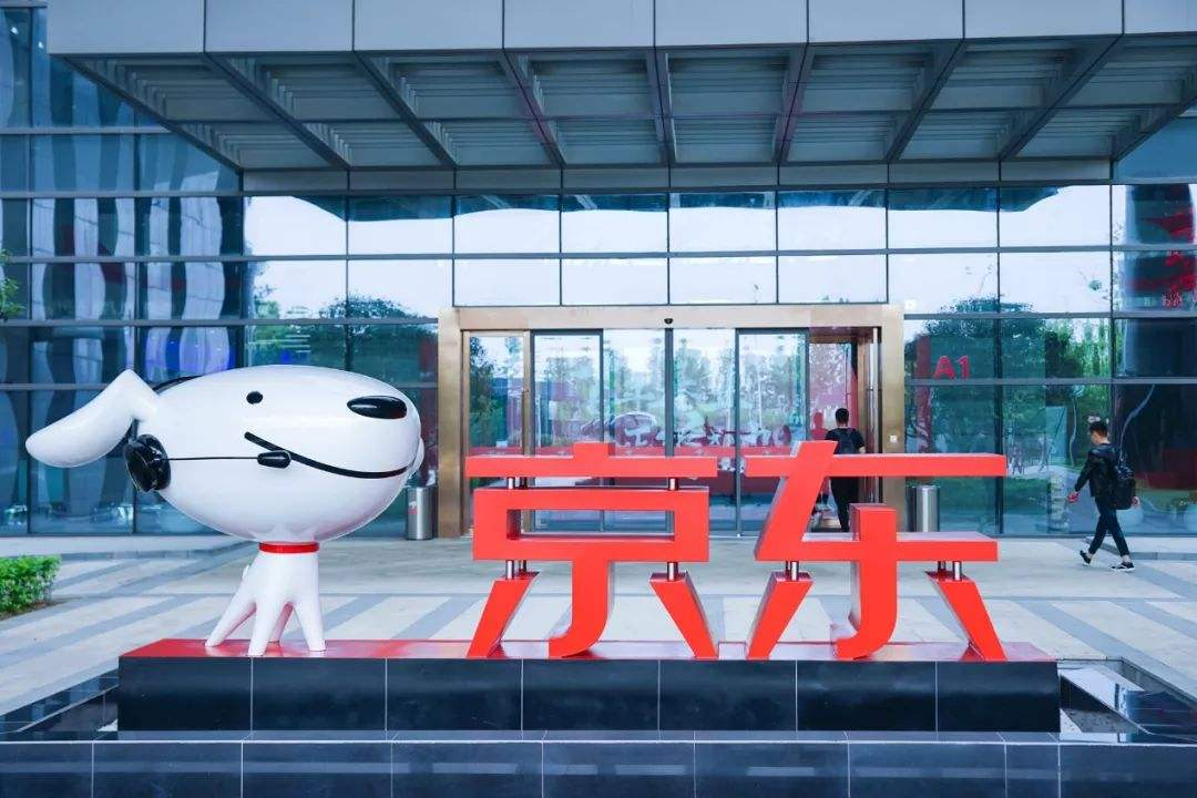 中国Q1季度手机线上销量下滑 京东渠道销量占据半壁江山 亿万先生007下载