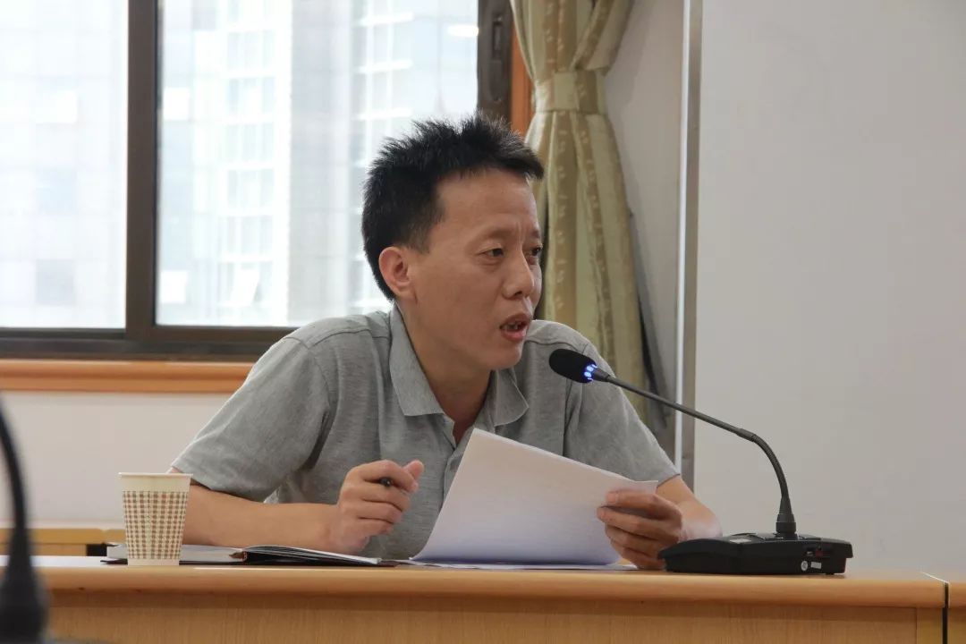 市商务局召开不忘初心牢记使命主题教育座谈会