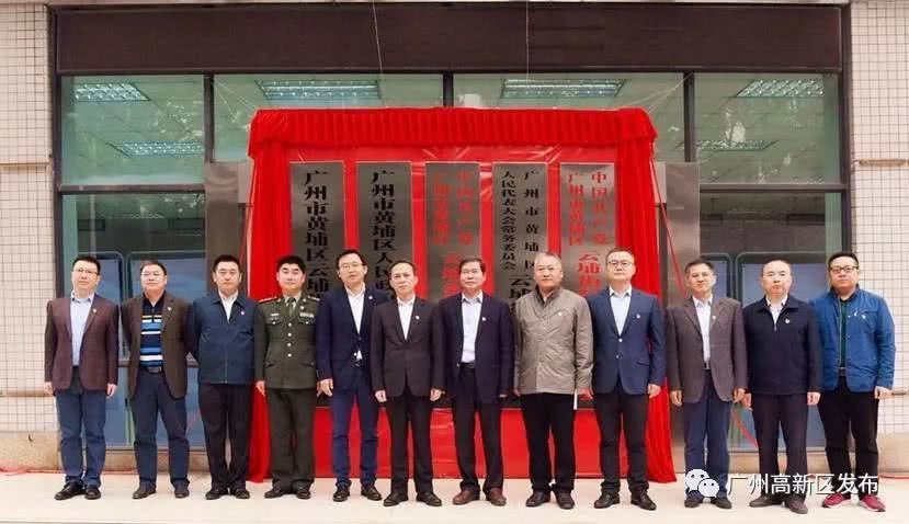 东区街道人口_中山东区街道分布图