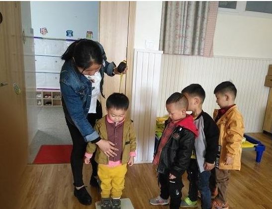                     原创            孩子身上有9个异常，是脾胃不好了！家长需上心，会长不高