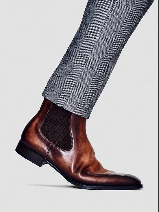 Chelsea boots
