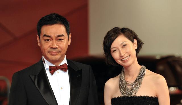 刘青云夫妇带母亲复诊,一个细节凸显郭蔼明和婆婆感情真好! 888真人娱乐百家乐