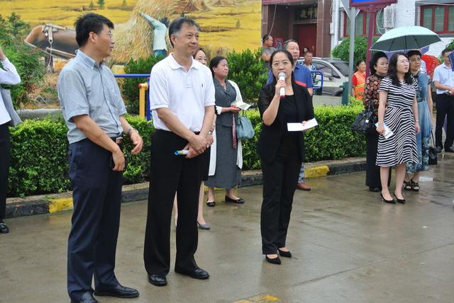 西安市精神文明建设观摩团走进长安区黄良街道仁村 国际ibet平台官网