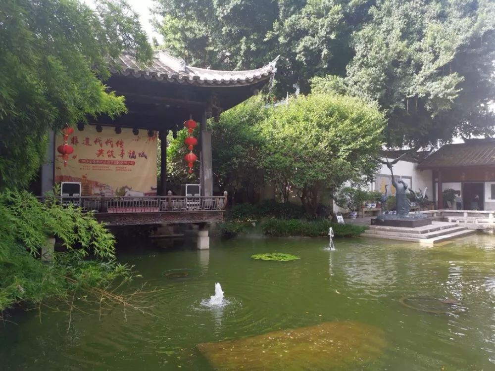 开眼看世界的第一人你还记得是谁么?来这里品