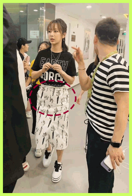 李现疯狂点赞长腿美女,但这不妨碍我花痴!