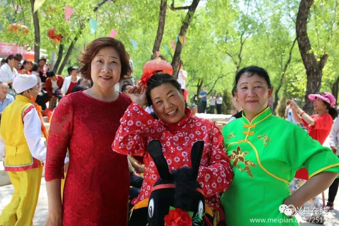 人文兴县寨滩上村的变化宋桂琴