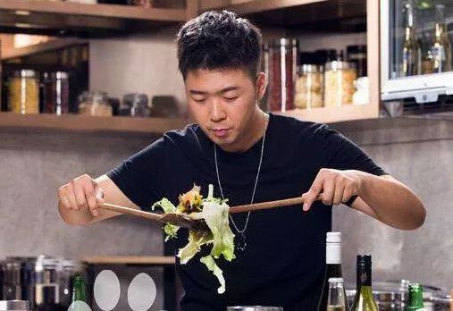 他解约湖南台后,由人生巅峰沦落到人人喊打,这是经历了什么? 99现金真钱捕鱼游戏