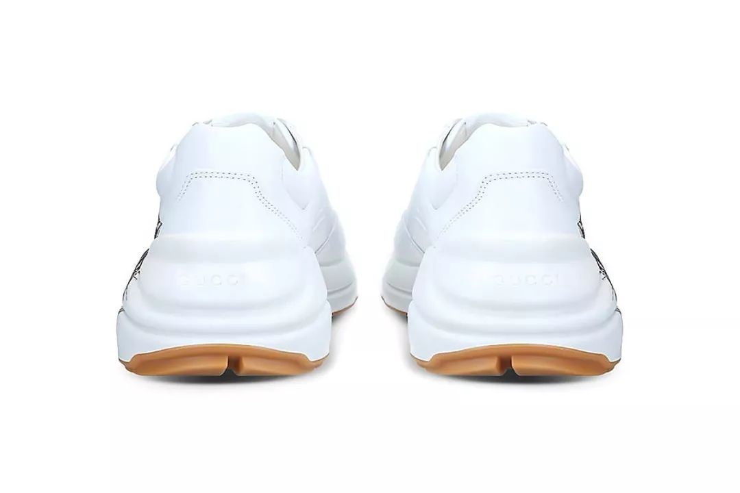 都别动,这双GUCCI的老爹鞋侧面有三只老虎在