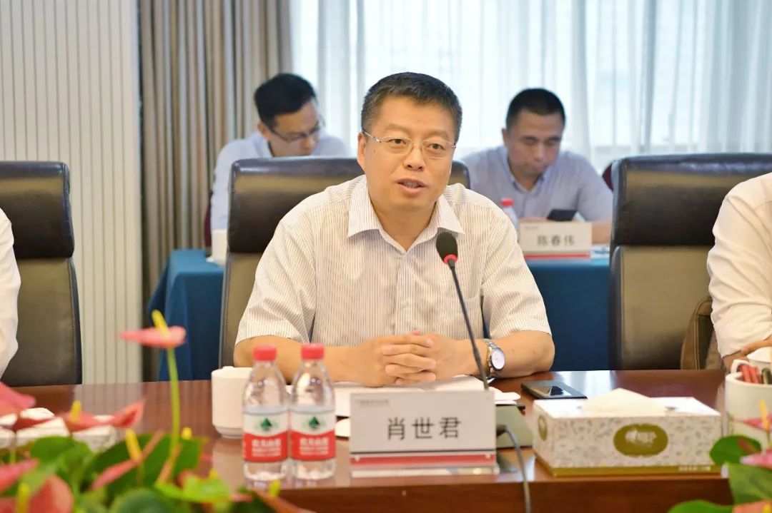 集团新闻 | 集团董事长胡贺波会见衡阳市委常委,常务副市长曾艳阳及