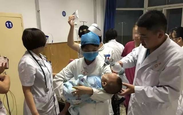                     18月幼儿误用泡腾片丧命！家长注意：儿童服用泡腾片正确方法