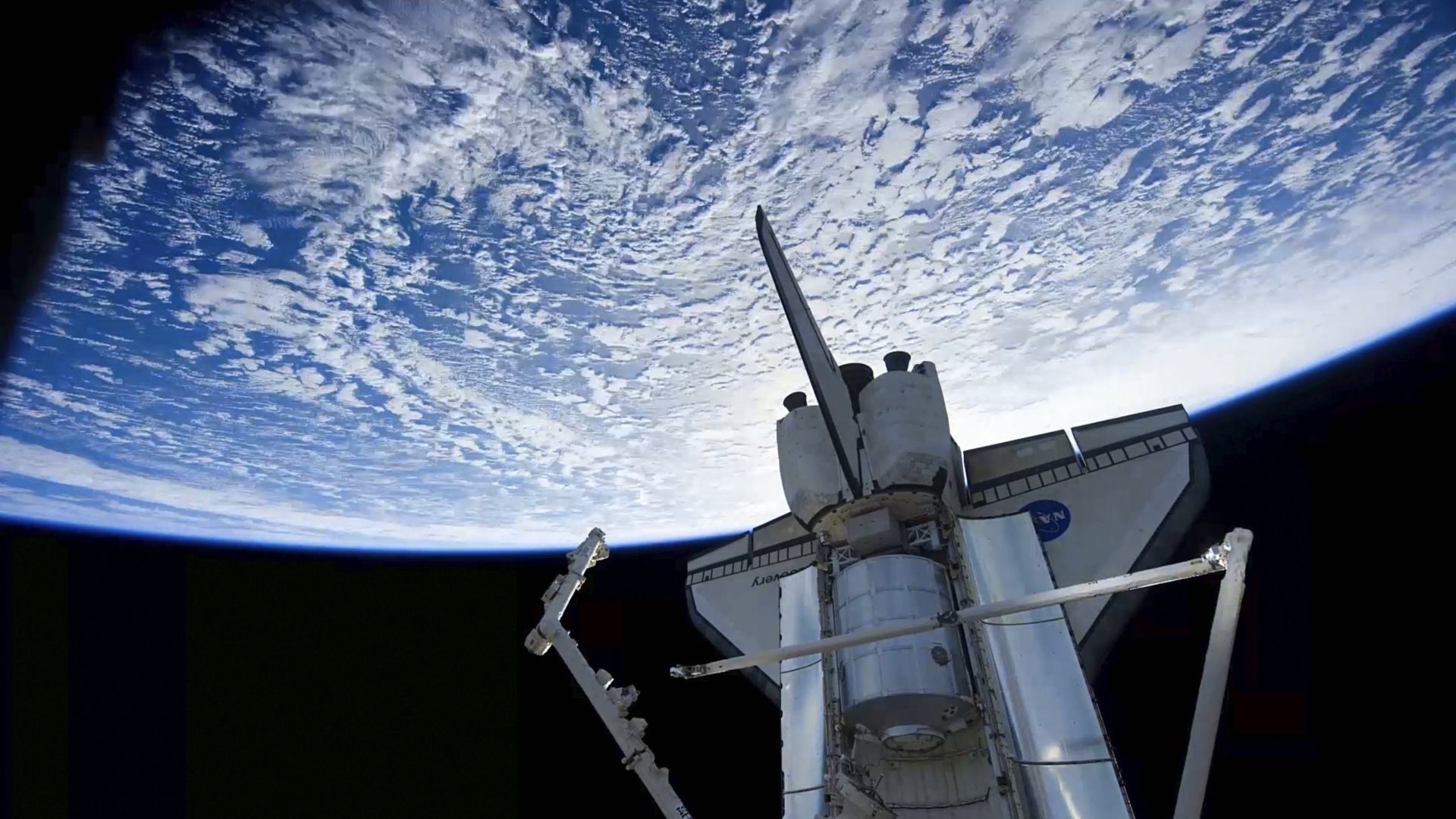 国际空间站俯瞰地球5k动态桌面壁纸