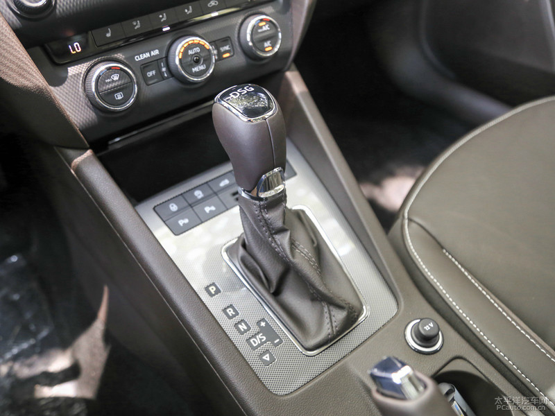 旅行车推荐高级 d286cdda76df435c8c2c3a7621d7ad66.jpeg