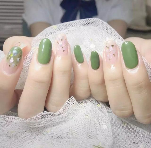 美甲好看日常款推荐 f491a3b252c14ca6b688db9d748803b4.jpeg