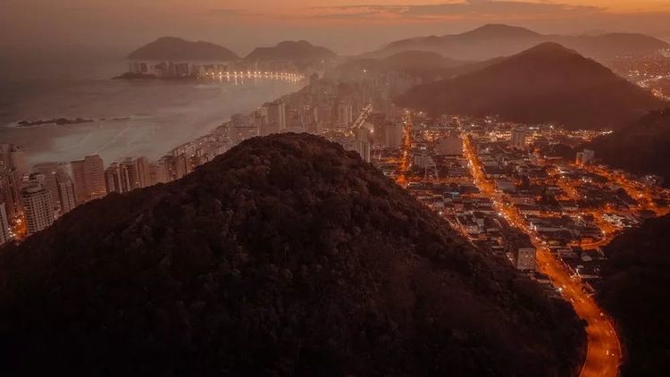 男人的占有欲是什么样的?3件事,他在乎你