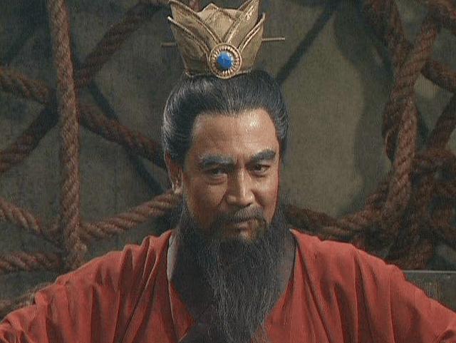 此人是曹操帐下第一谋士,才德兼备,举荐一人却坑坏曹家五代人