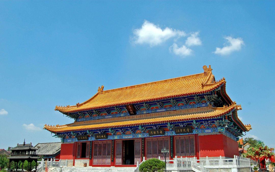 周口为中国划下了厚重的历史注脚,无论太昊陵,关帝庙等建筑故居,还是