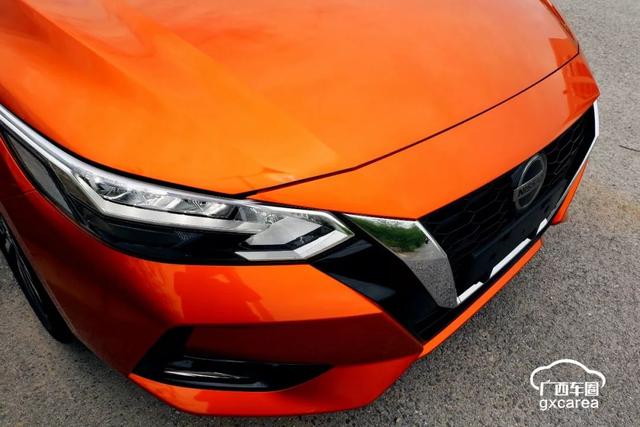 原创试车:变酷了的新轩逸,何止买沙发送车这么