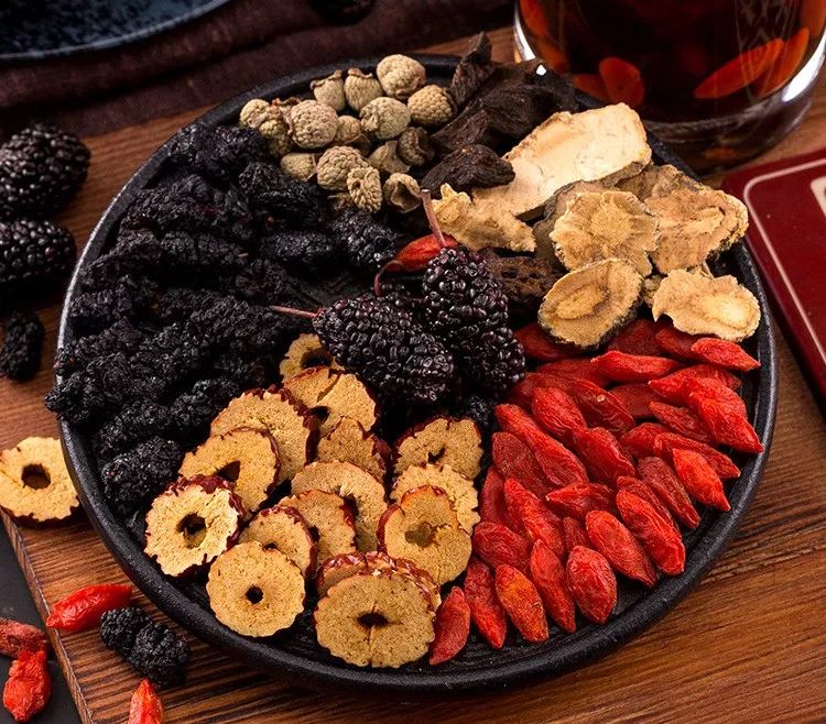 喝了这杯茶,肾一天比一天好,邻居天天红着脸来