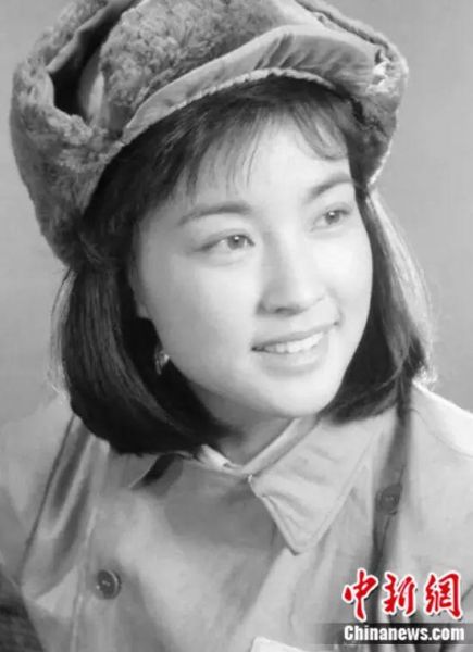 什么是定妆照 37653730e295474784d7a0392f58bc64.jpeg