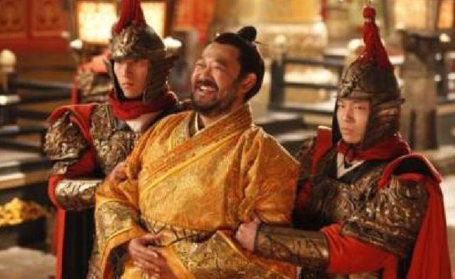 隋唐英雄中,李元霸和罗士信谁更厉害?两人单挑