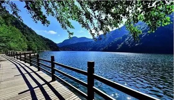 原標題:青海這18個地方太美了!13個還是國家級 近年來 青海水利部門持續推進 水利風景區的創建和發展 建成國家水利風景區13家 省級水利風景區5家 看看有哪些水利風景區上榜 省國家級水利風景區(13個) 互助縣南門峽水庫國家水利風景區