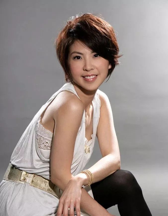 这首歌再次翻红,24 年了,她的声音还是无可取代