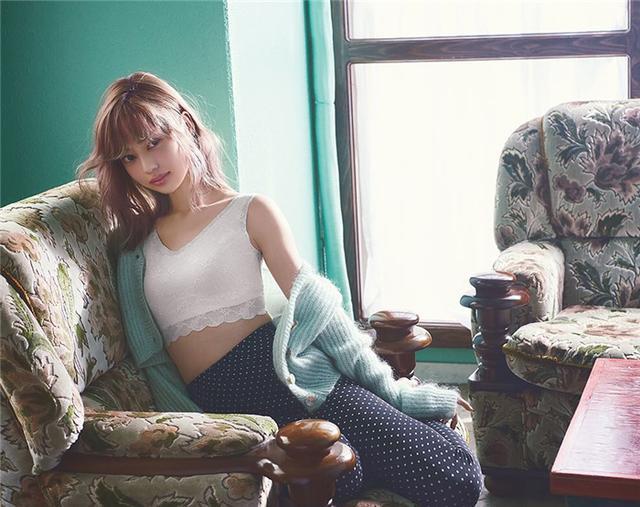 狮子座女巨蟹座分手关注你图片