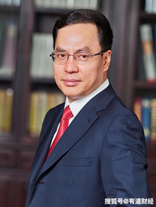 曾是中国首富,资产高达1655亿,却遭遇滑铁卢,市