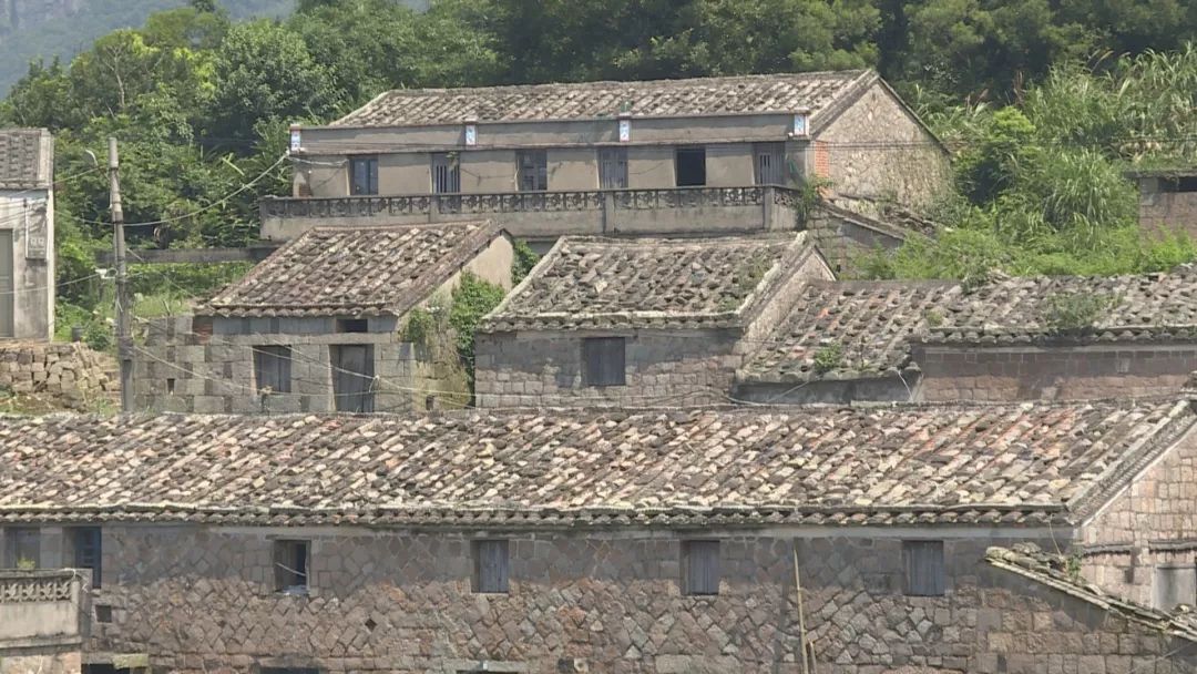 未来可期!住进200年历史的石头房子是什么体验