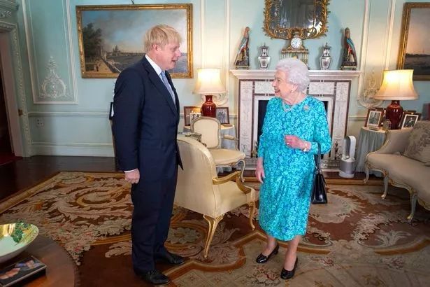 英女王：我真不懂为什么还有人想当这个首相