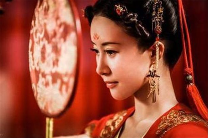 舒畅终于营业!新剧来袭,男主竟是杨紫前男友,网