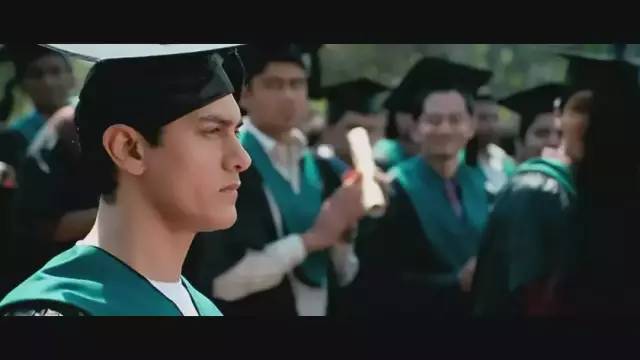 免费电影三傻大闹宝莱坞 a52fa55fc05c4eaabee68347791f6e8e.jpeg