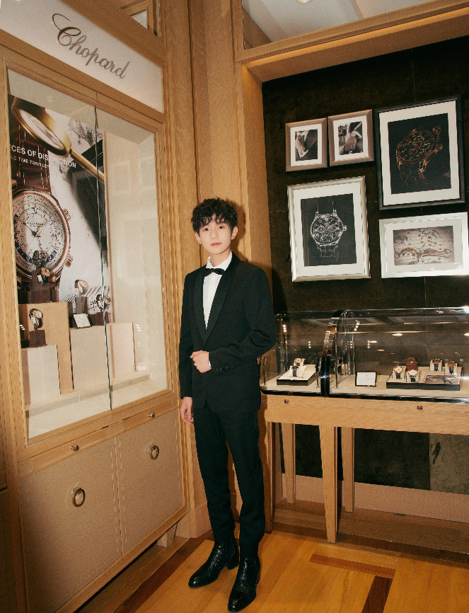 Chopard��������SKP��Ʒ����ҫ��Ļ|Ʒ�ƴ�ʹ��Դ���ٿ�Ļ����