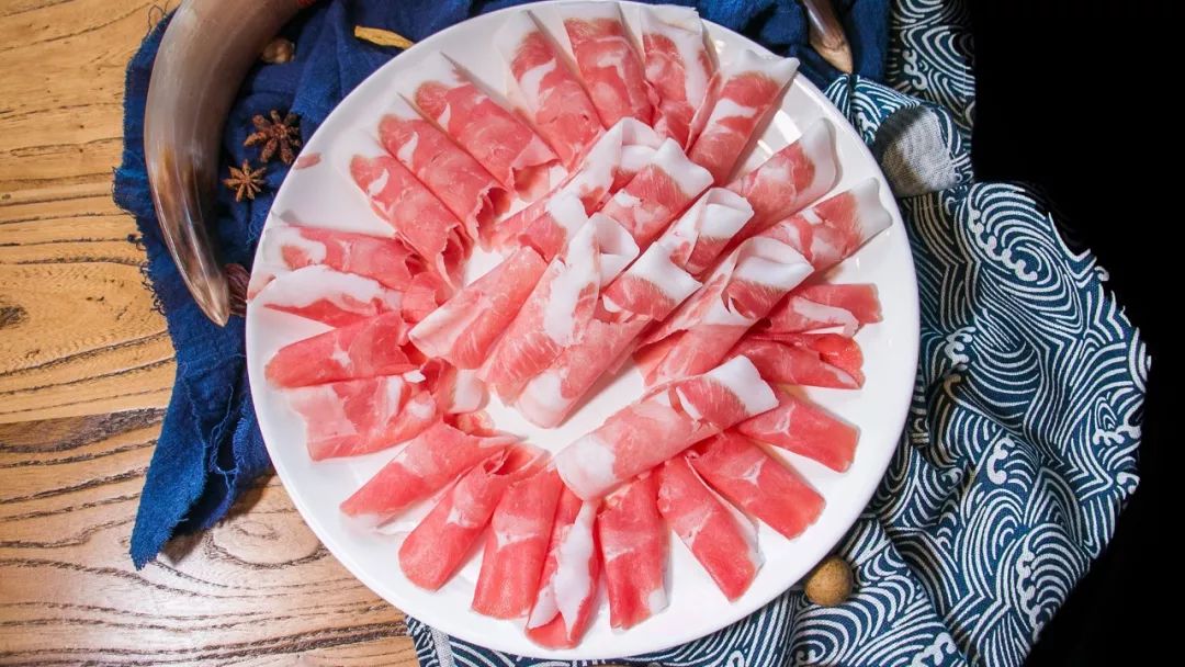 怎么样能把肉切薄薄的 a68a9333d61c457abef19e4b248525fc.jpeg