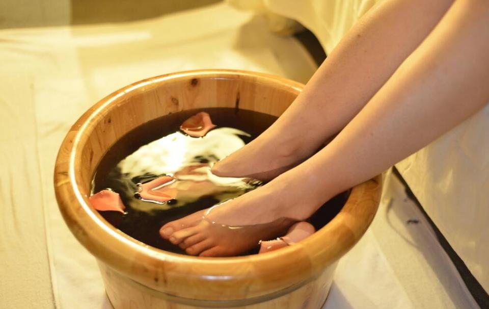 用什么泡脚可以祛湿气 c858bf97efa5474488972512b53291ce.jpeg