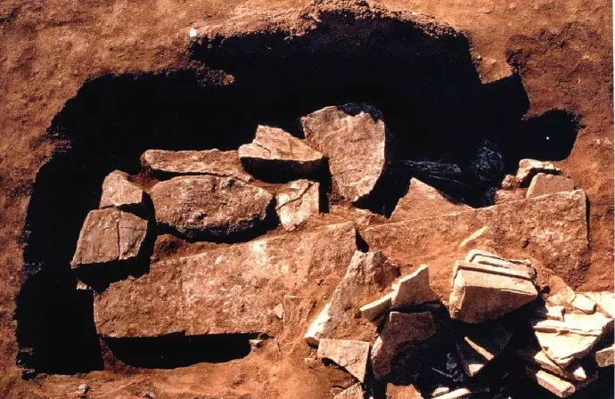 古玉界探索牛河梁6000年风雨神都的云中绝唱