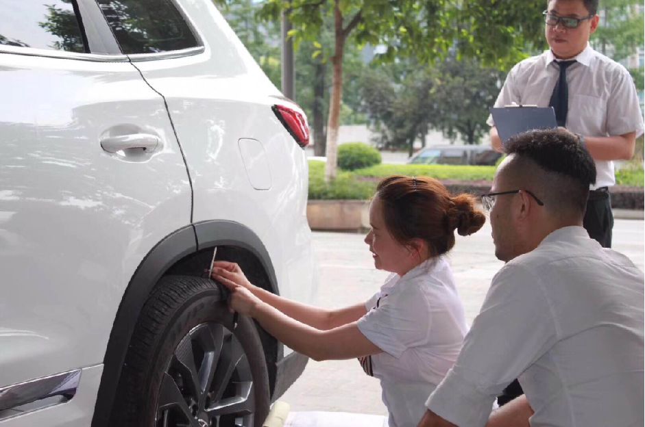 千人响应 以赛促学奇瑞汽车“第十四届服务技能竞赛”激战正酣