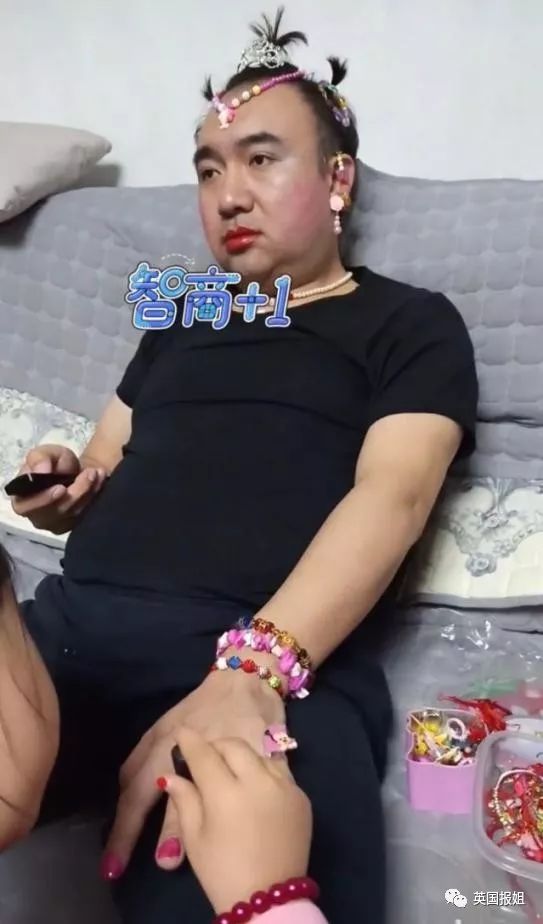 和女兒親吻甚至幫她洗澡？這樣的父愛合適嗎？！ 親子 第2張