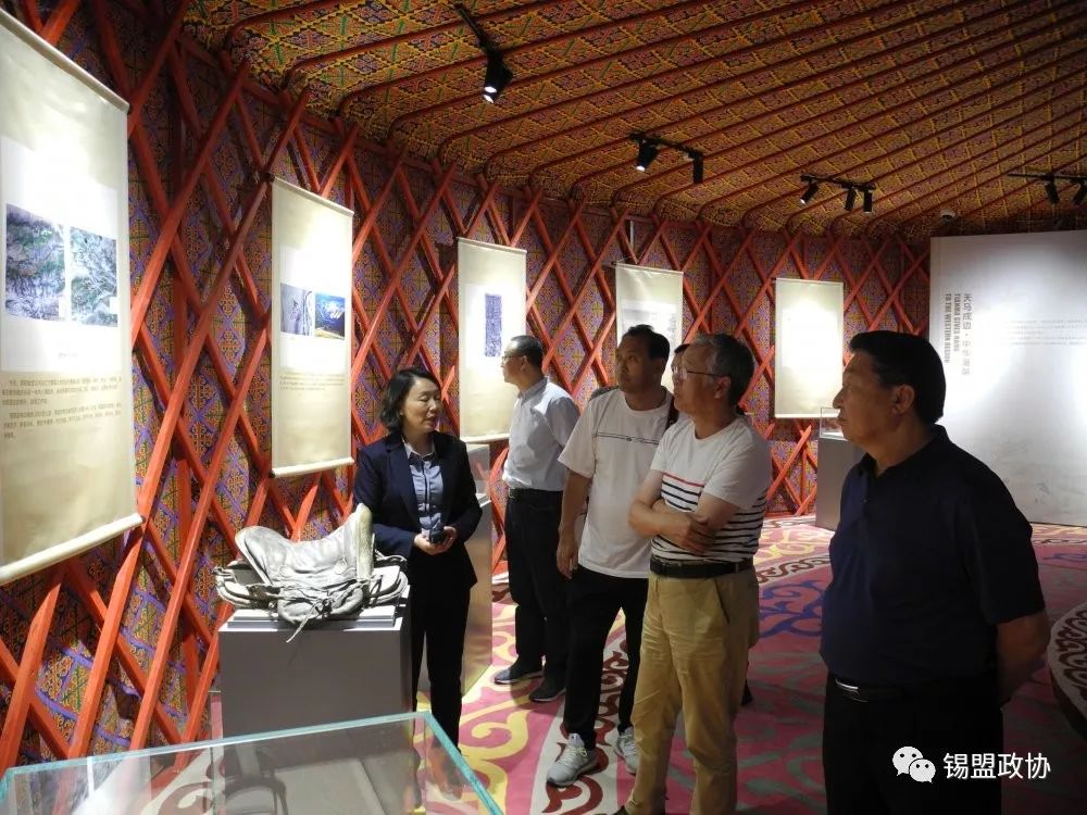 关注盟政协副主席额尔登孟克一行赴新疆博州巴州伊犁考察蒙古族历史