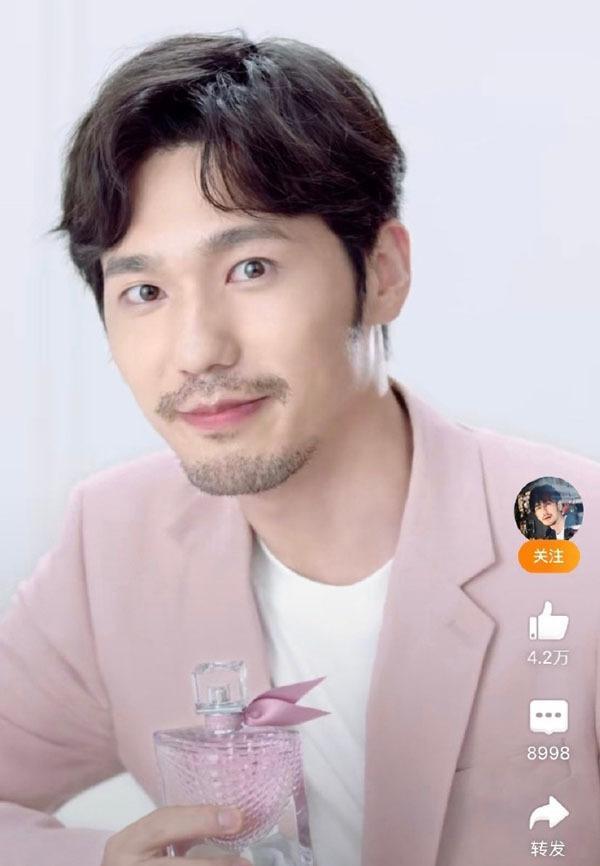 白宇代言美妆广告遭吐槽,被嫌胡子拉碴,还打少