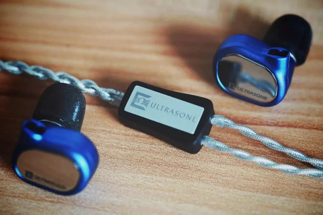 (walkman40周年)极致的不止是耳机!德国ultrasone耳塞